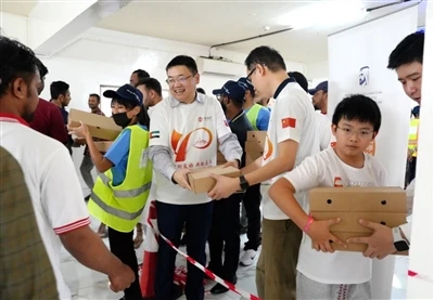 Door China gefinancierde ondernemingen in de VAE lanceren liefdadigheidsdonat...